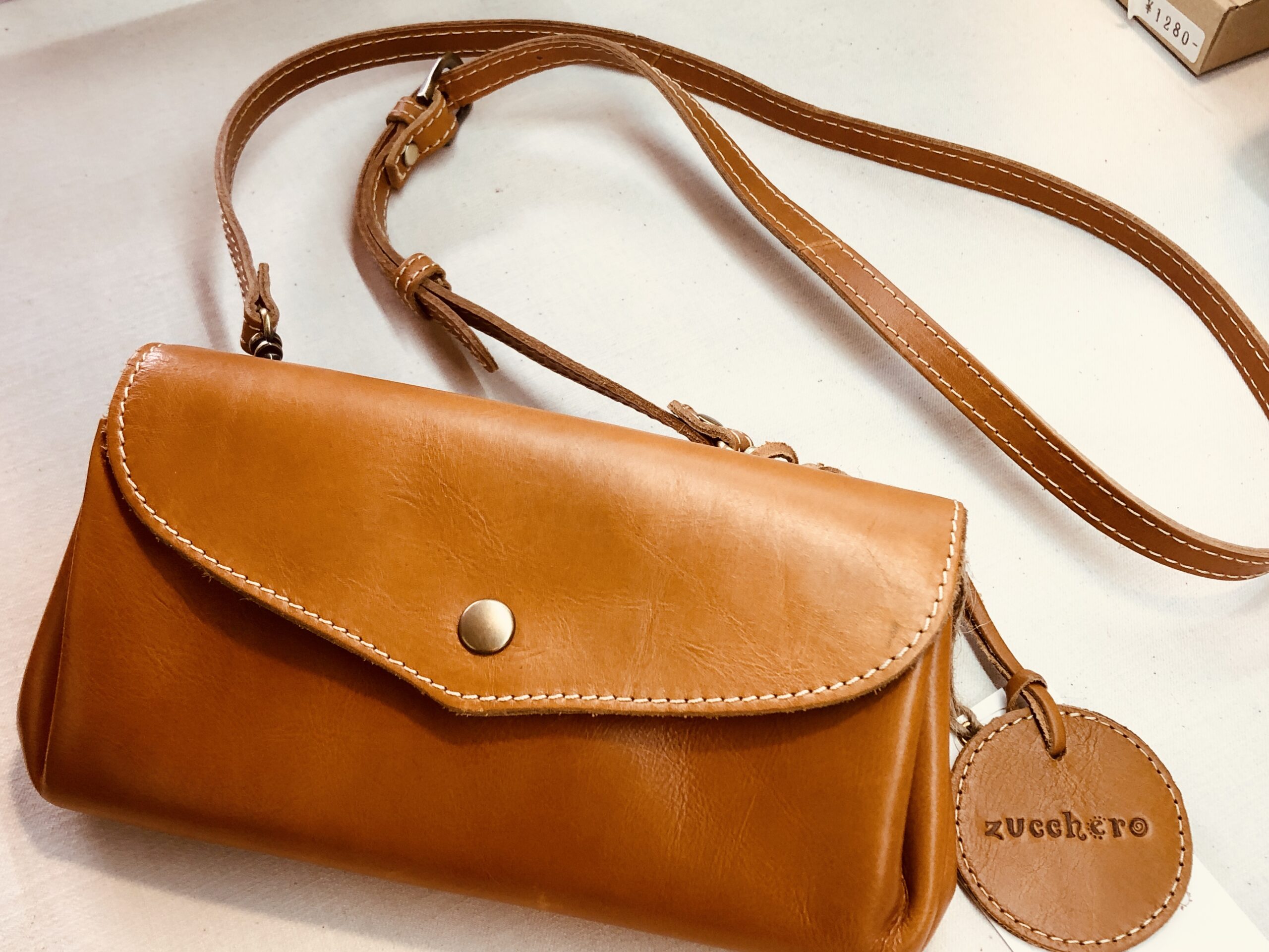 カウレザーお財布ショルダーバッグ