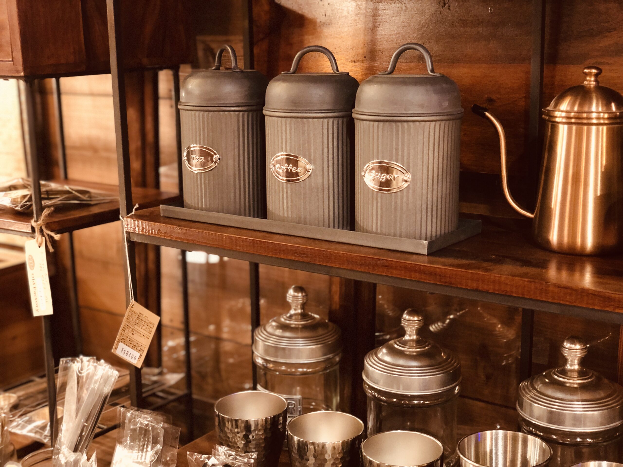 ラウンドキャンスター