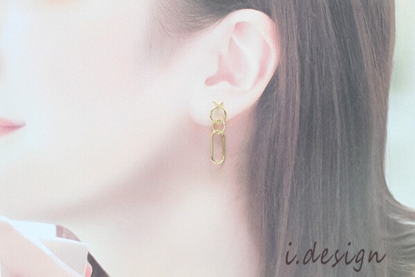シンプル揺れるドロップピアス