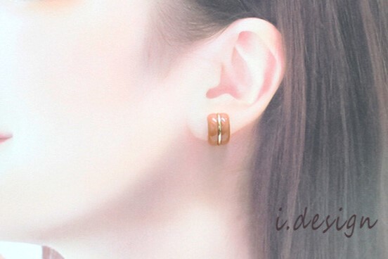 樹脂メタルポイントフープピアス