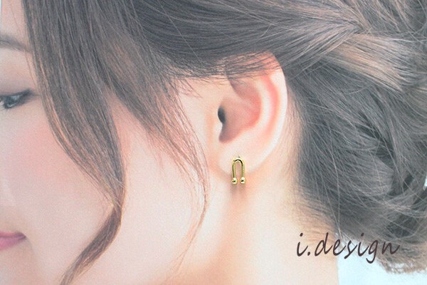 ミニU型デザインピアス