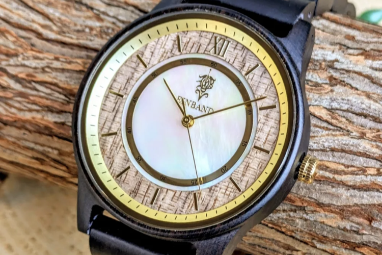 EINBAND Anmut マザーオブパール × エボニー＆クルミ 木製腕時計 40mm