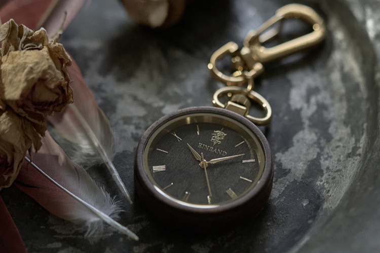 EINBAND Wood Pocket Watch 木製懐中時計 36mm Sandal Wood文字盤