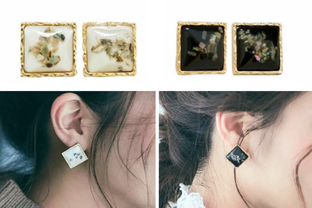 ホログラムスクエアフレームピアス