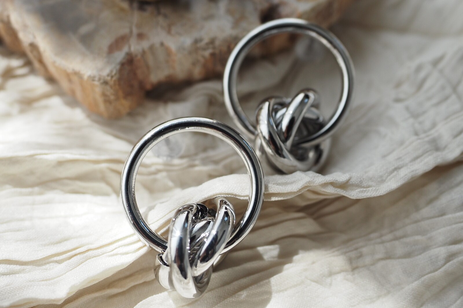 デザインピアス