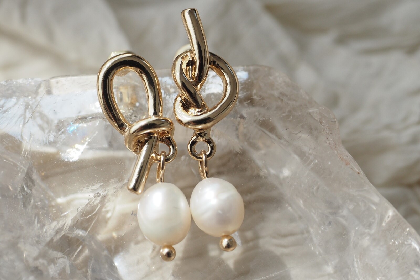 デザインピアス