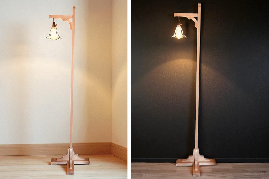 フロアースタンドライト